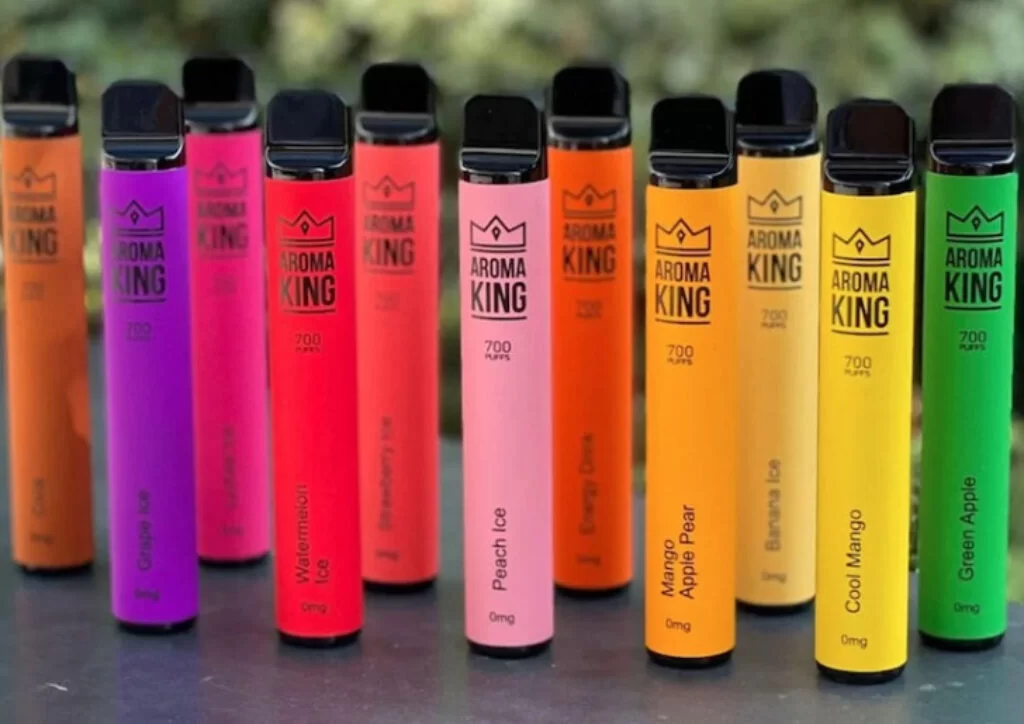 jednorazowe e-papierosy różnorodność smaków, dżungla aromatów vape, kolorowe jednorazówki, egzotyczne smaki e-papierosów - Jednorazowy E-papieros Aroma King | Czajna.pl