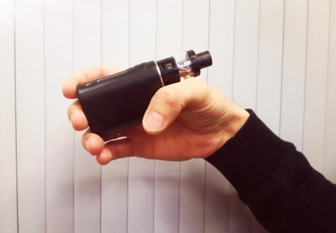 stabilny smak vape, wapowanie jagodowe lód, e-papieros z idealnym smakiem, stałe napięcie vape - E-papierosy online - Nowoczesne modele papierosów ...