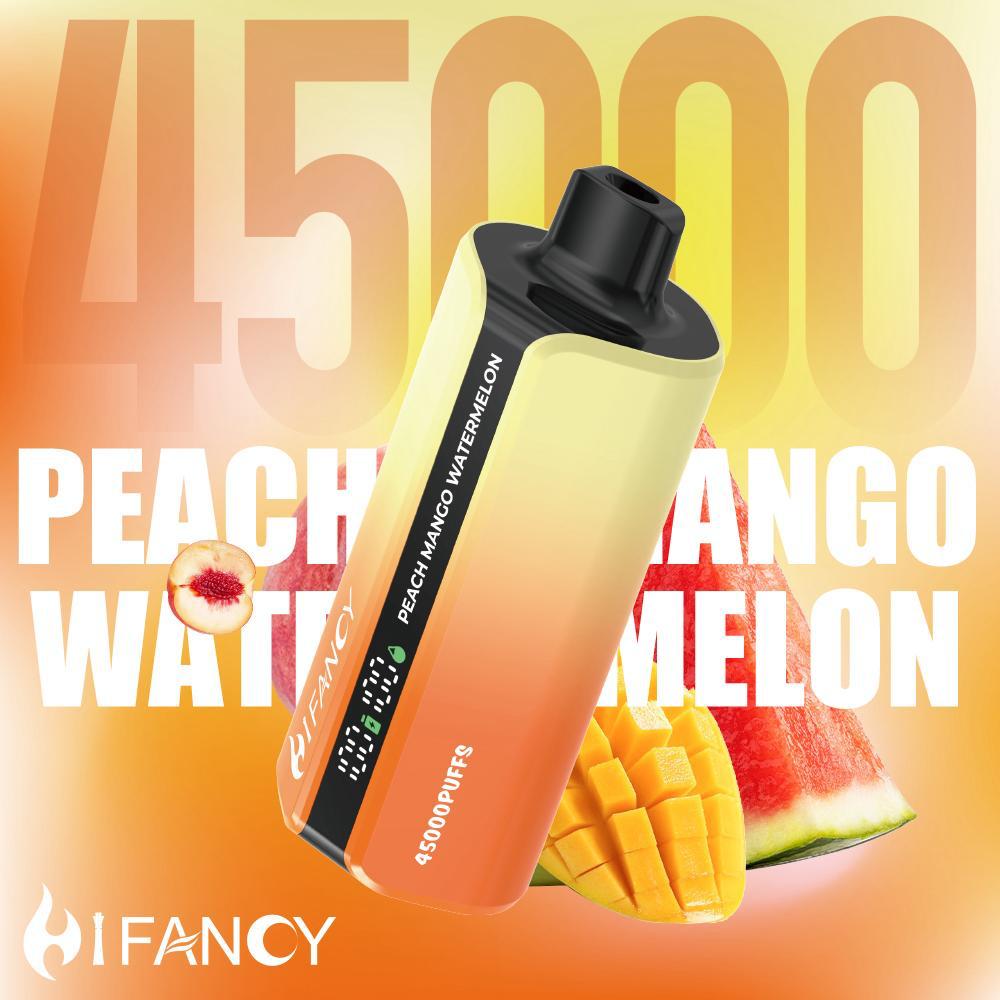 Jednorazowy e-papieros Hifancy Dream otoczony świeżymi owocami: brzoskwiniami, mango i kawałkami arbuza, symbolizującymi egzotyczny smak w zimie.